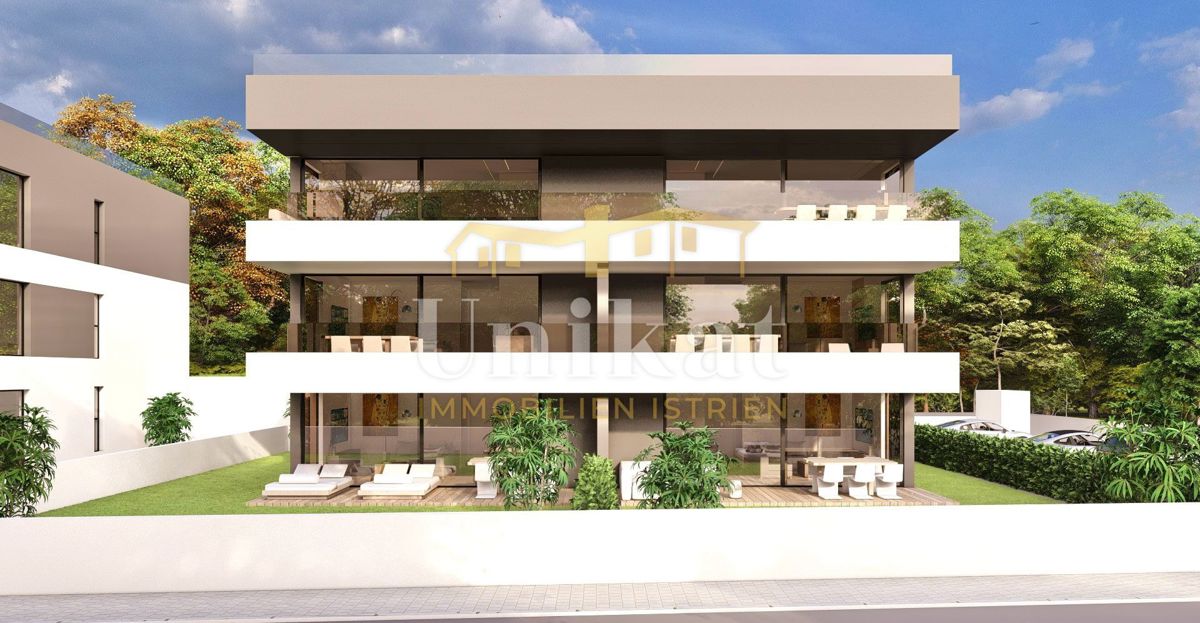 Attico con ampia terrazza sul tetto - 4 km dal mare